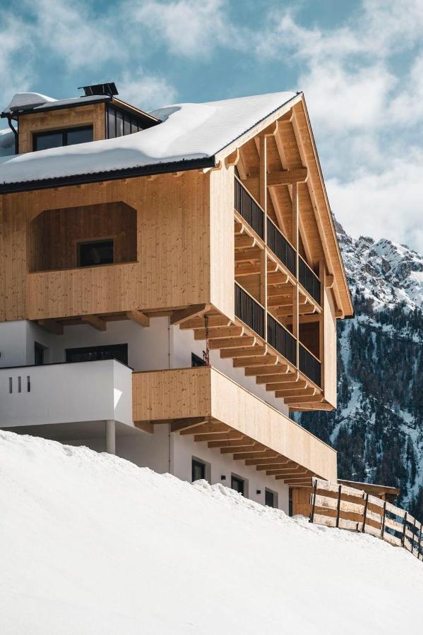 Sartu Apartments San Vigilio Di Marebbe Bagian luar foto